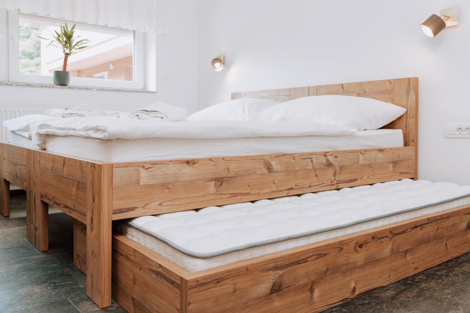Gostisce Krivograd Hotell Prevalje Rom bilde