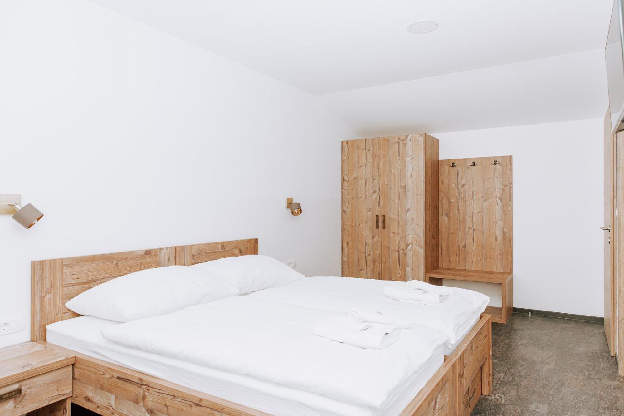 Gostisce Krivograd Hotell Prevalje Rom bilde