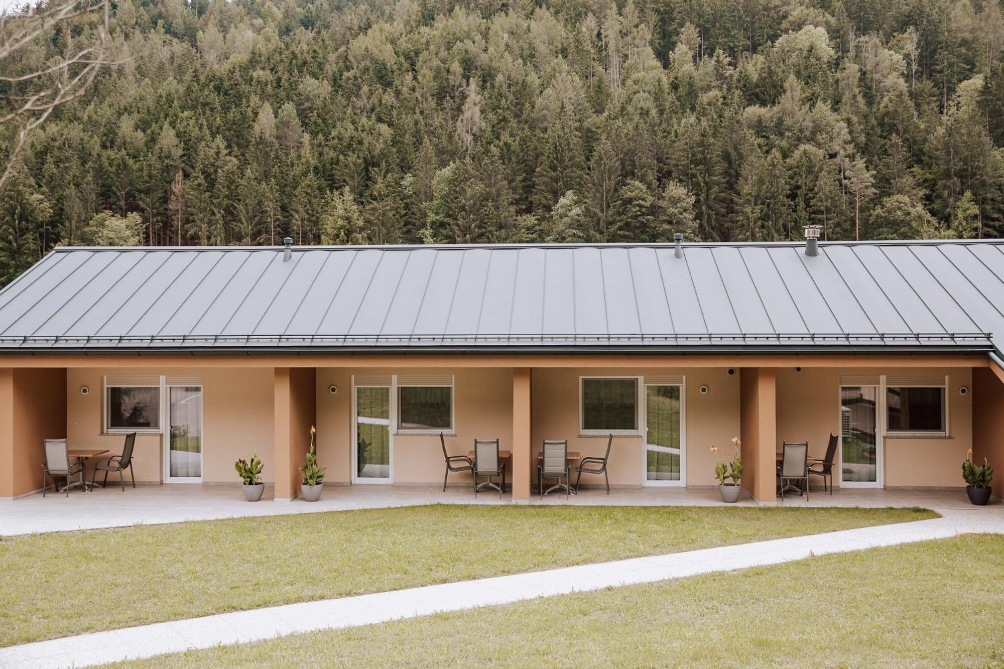 Gostisce Krivograd Hotell Prevalje Rom bilde